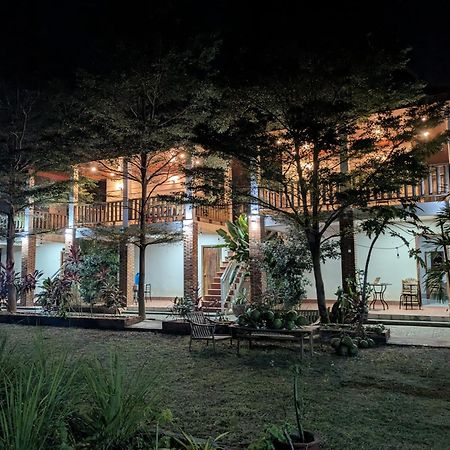 Coconut Lodge Kampot Exterior foto