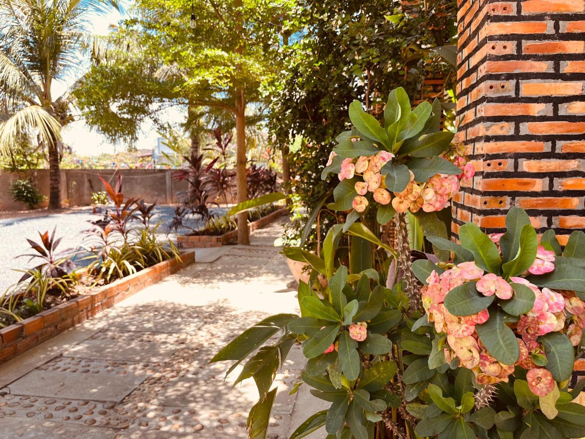 Coconut Lodge Kampot Exterior foto